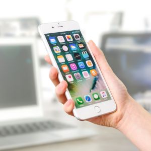 スマートフォン