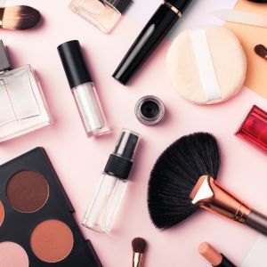 メイクアップ